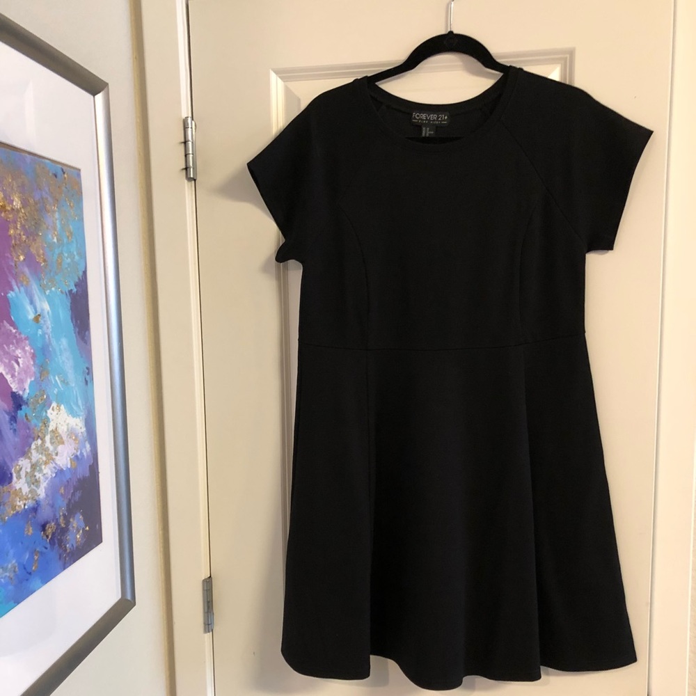 Skater dress in Black